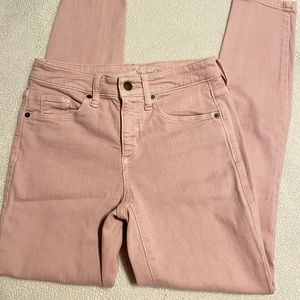 Universal Thread: Blush Pink Mid-Rise Skinny Jeans